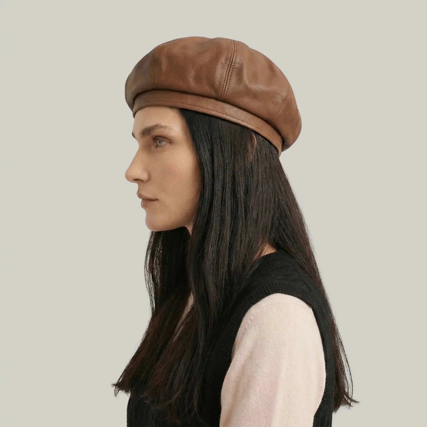 Béret Basque Femme Simili Cuir Cognac Brillant Maison Shelby