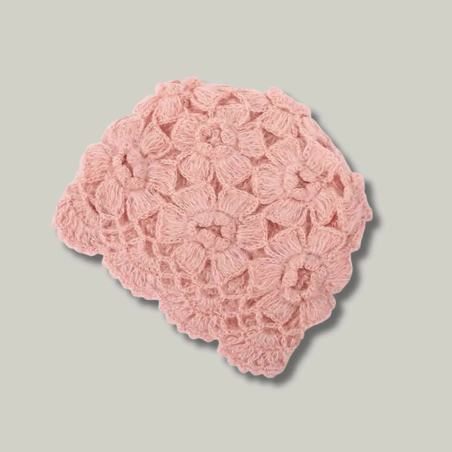 Bonnet Crochet Femme Rose Poudré – Motif Floral Ajouré Maison Shelby