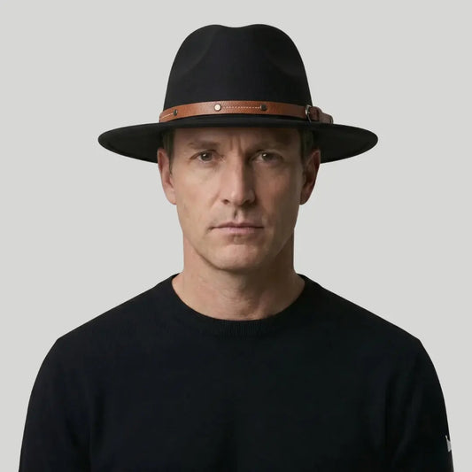 Chapeau Fedora Homme Noir – Lanière Cuir Cognac Maison Shelby
