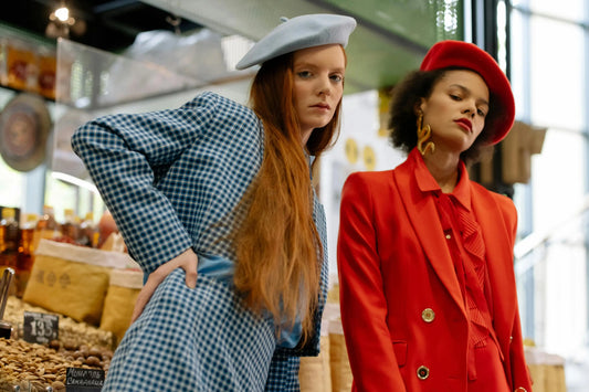 L’histoire du béret : des bergers pyrénéens aux podiums de la Haute Couture Maison Shelby