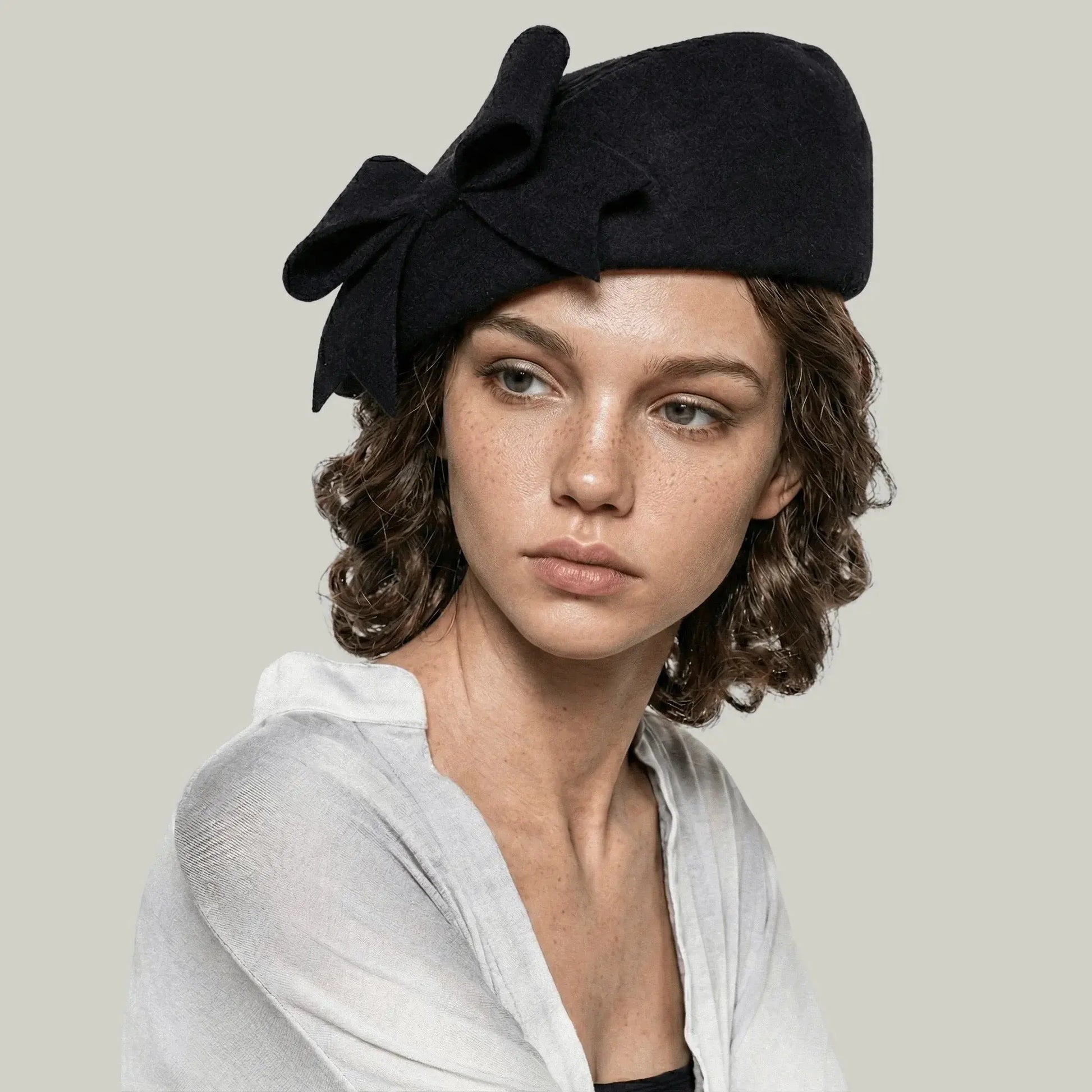 Béret Basque Femme Écru Nœud Oversize Romantique Maison Shelby