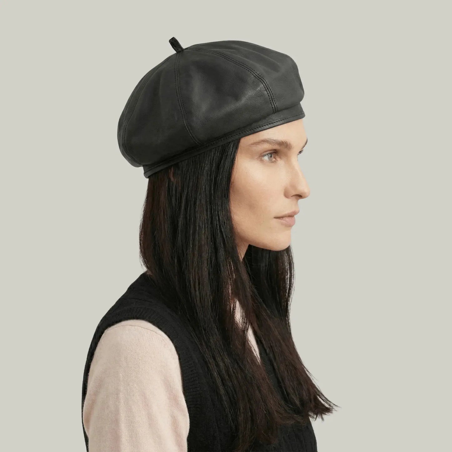 Béret Basque Femme Simili Cuir Noir Mat Structuré Maison Shelby