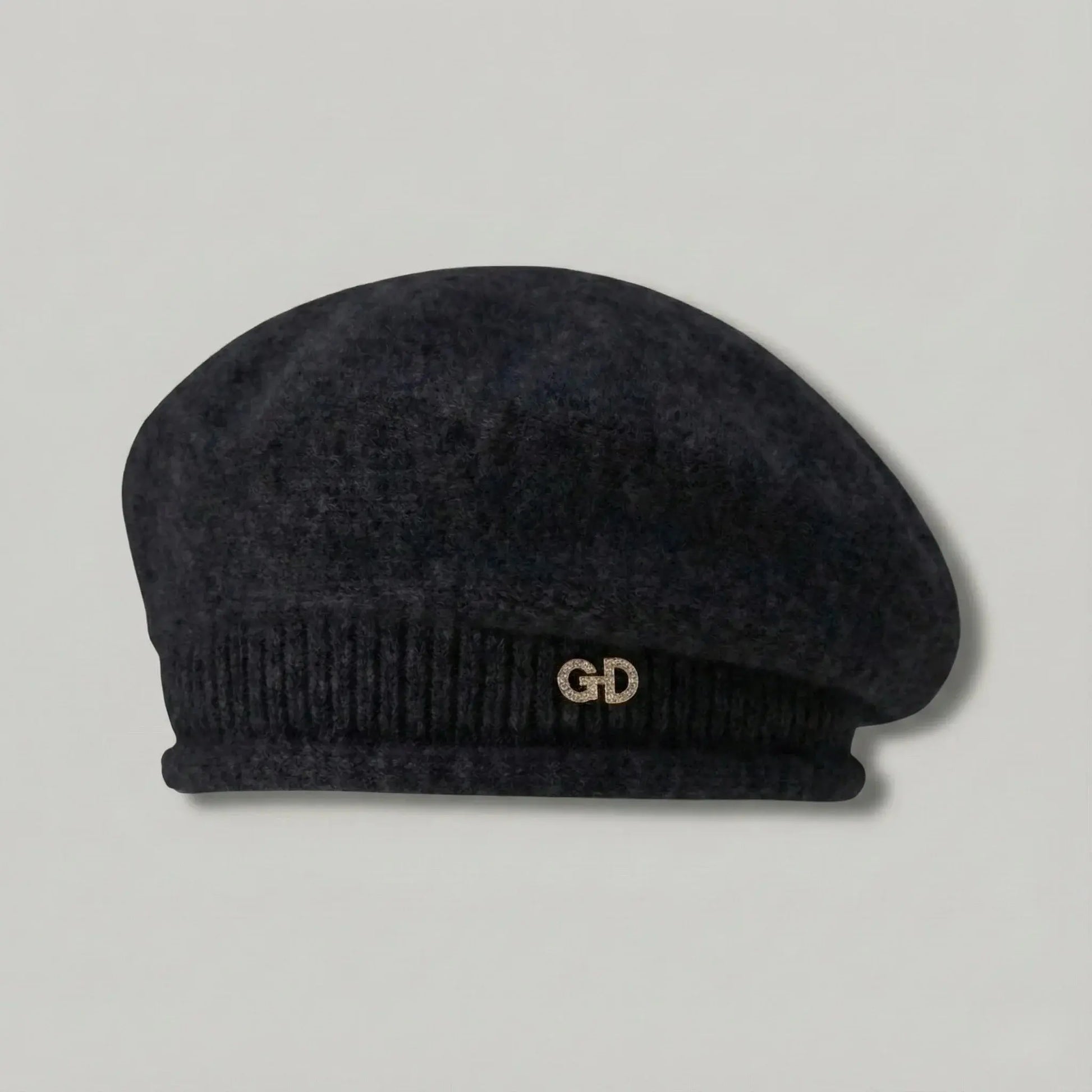 Béret Basque Femme Velours Noir Logo Doré Maison Shelby