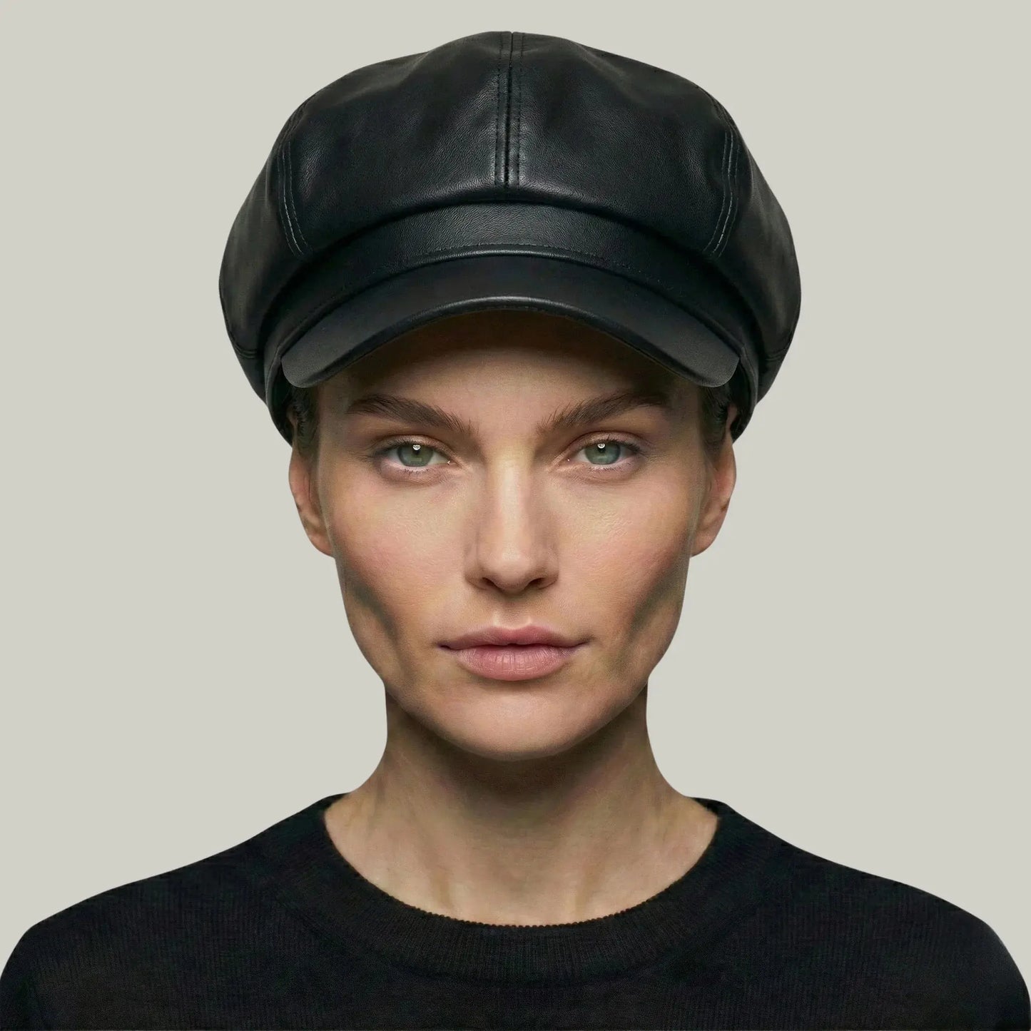 Béret Gavroche Femme Simili Cuir Noir Brillant Maison Shelby