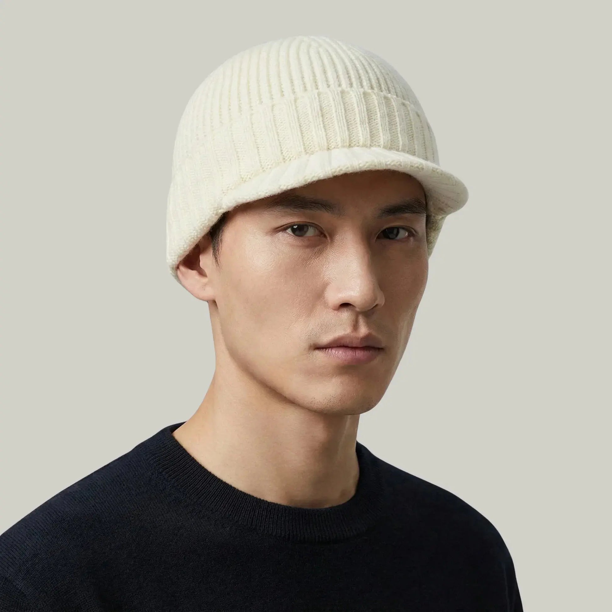Bonnet Casquette Ivoire Homme Femme – 2 en 1 Visière Intégrée Maison Shelby
