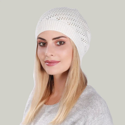 Bonnet Crochet Femme Blanc Cassé – Maille Ajourée Hiver
