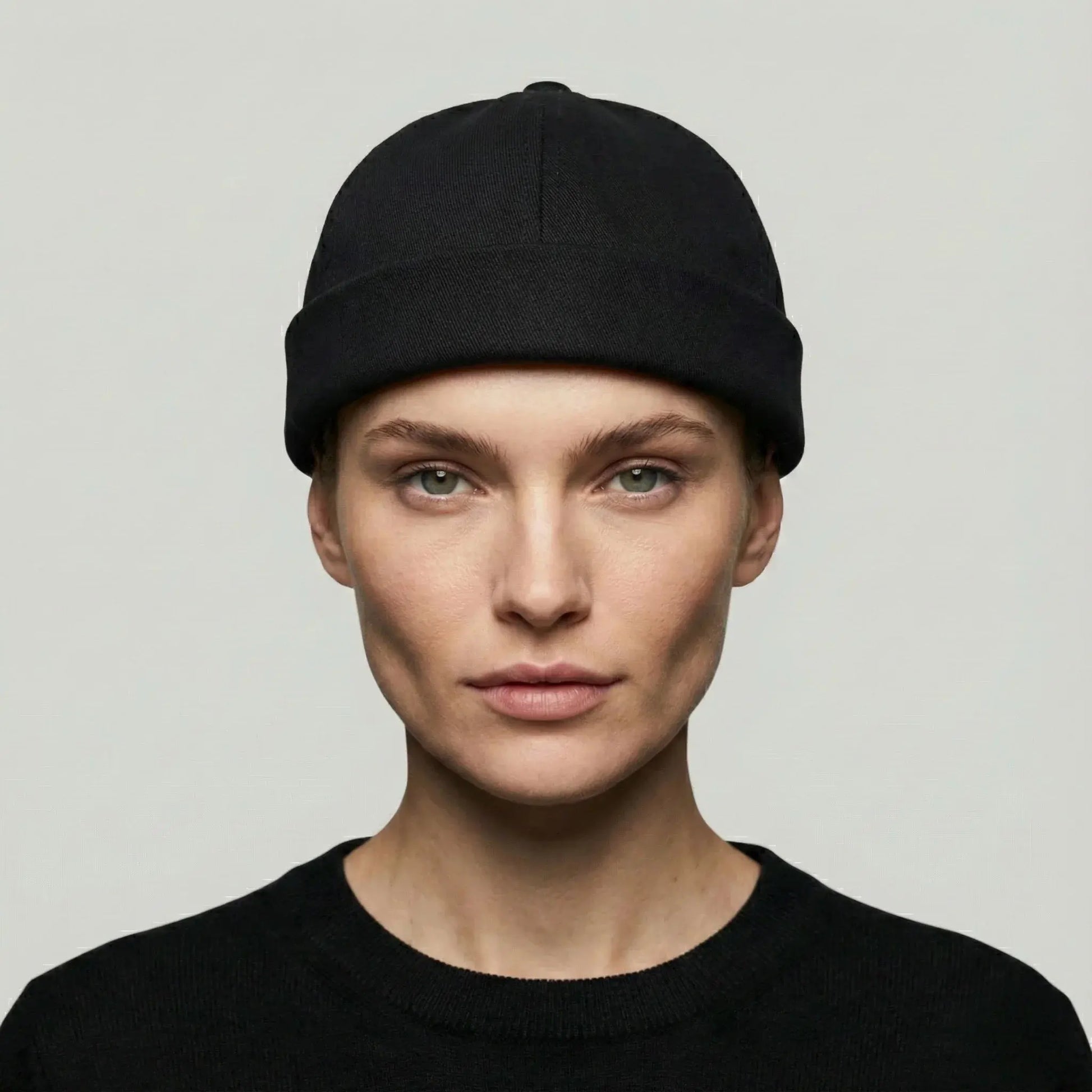 Bonnet Docker Mixte Noir Broderie Croix Blanche Sangle Maison Shelby