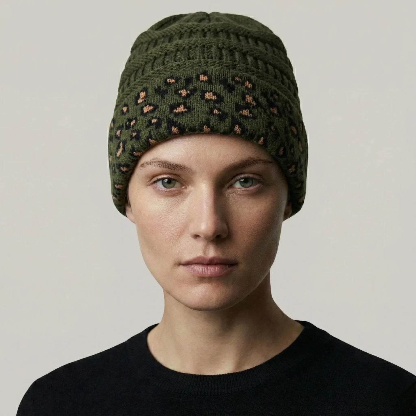 Bonnet Tricot Femme Kaki Revers Imprimé Léopard Maison Shelby