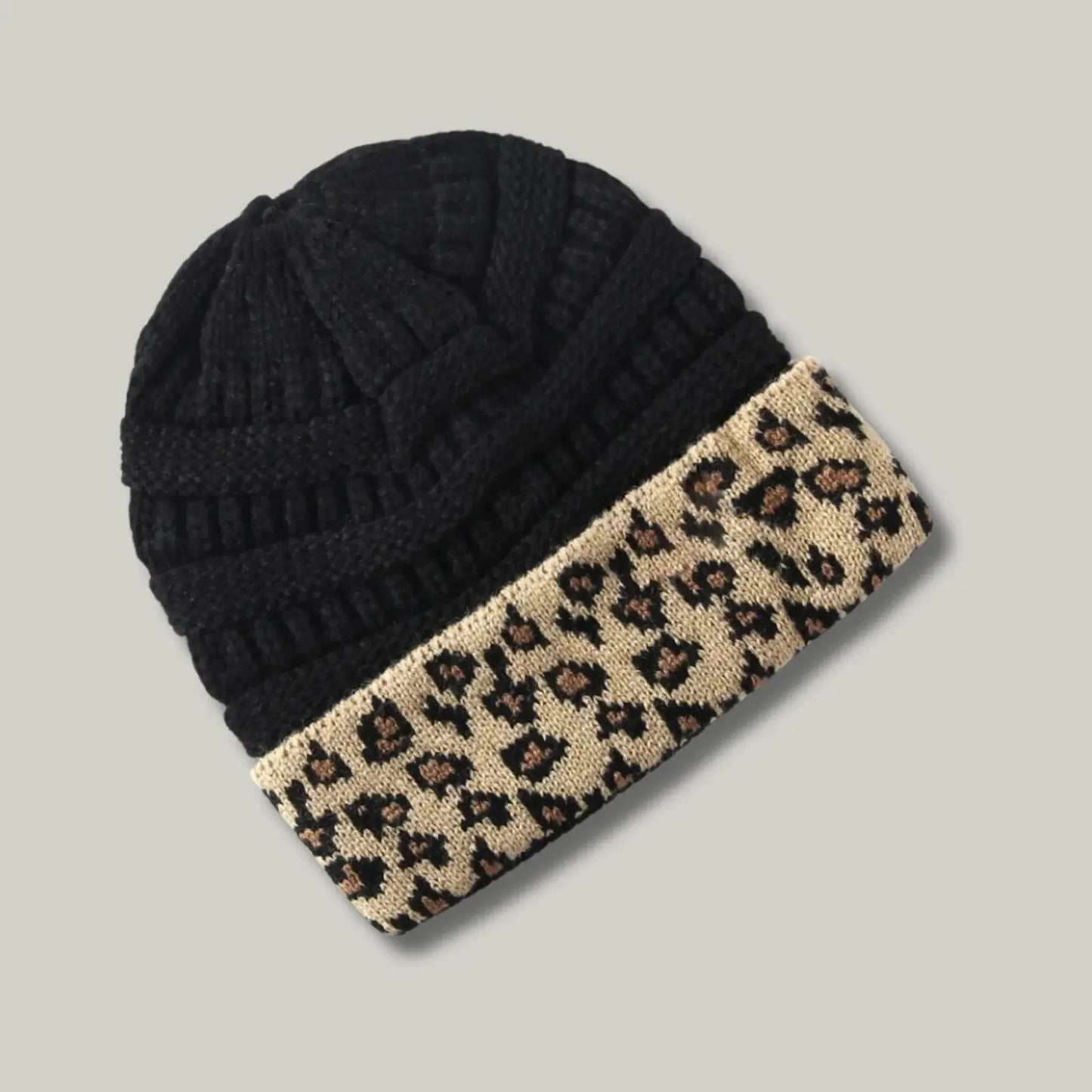Bonnet Tricot Femme Noir Revers Léopard Camel Maison Shelby