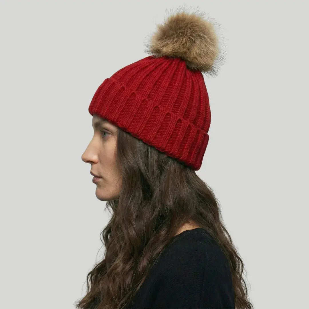 Bonnet Tricot Femme Rouge Pompon Fourrure Beige Maison Shelby