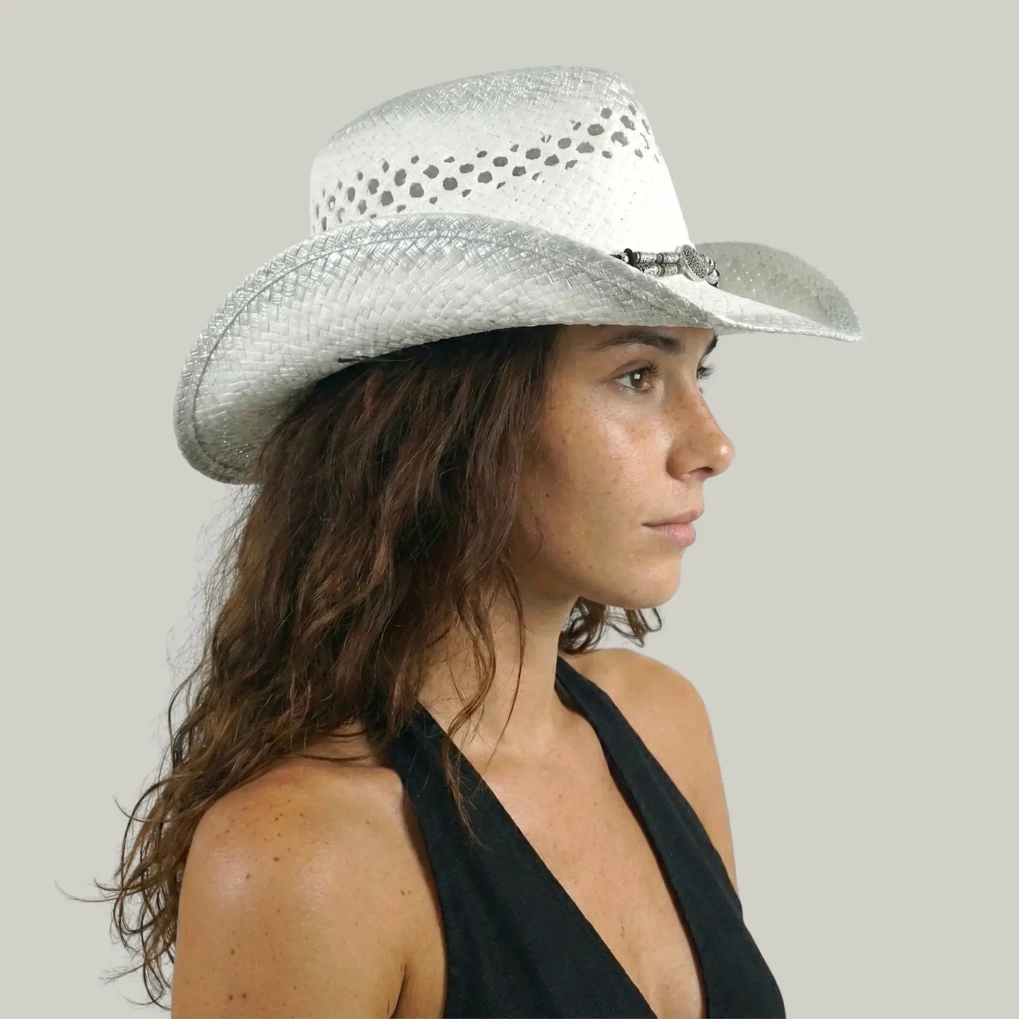 Chapeau Cowboy Blanc Femme Paille Ajourée Bandeau Perles Maison Shelby
