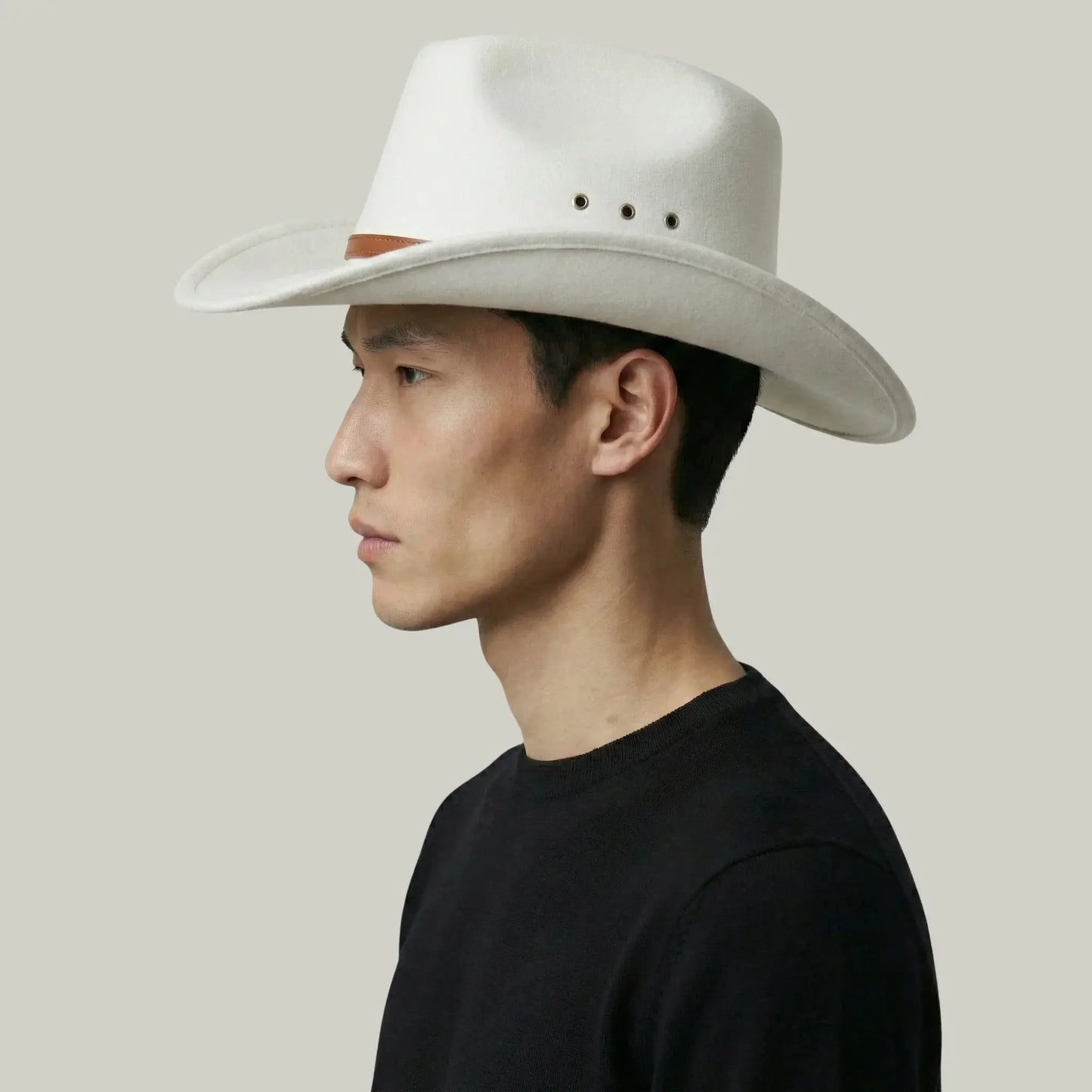 Chapeau Cowboy Blanc Homme Feutre Bandeau Cuir Cognac Maison Shelby