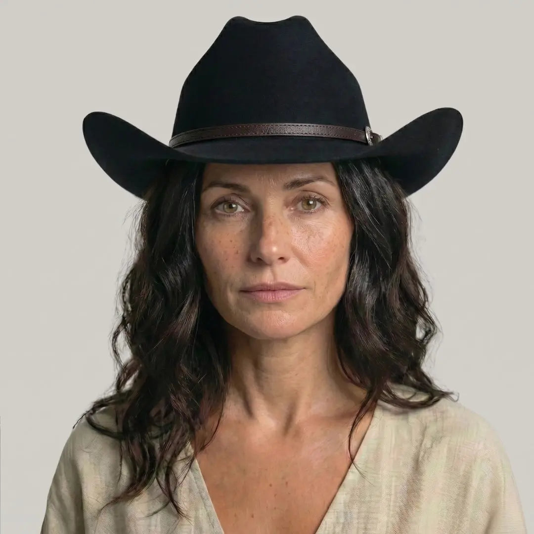 Chapeau Cowboy Noir Mixte Bandeau Boucle Argentée Maison Shelby