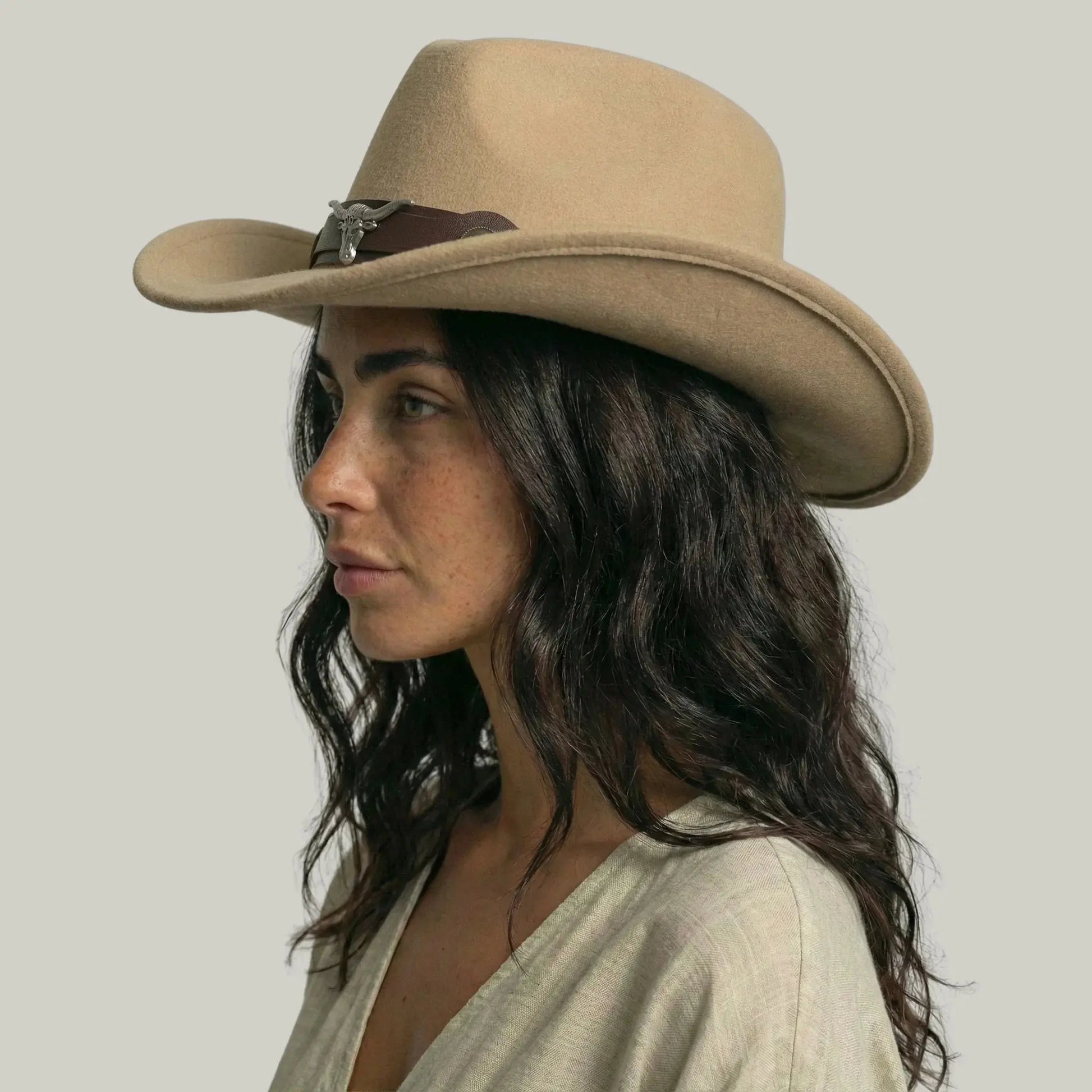 Chapeau Cowboy Sable Mixte Feutre Bandeau Taureau Cuir Maison Shelby