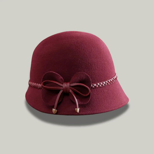 Chapeau Melon Femme Bordeaux – Nœud et Lacet Élégant