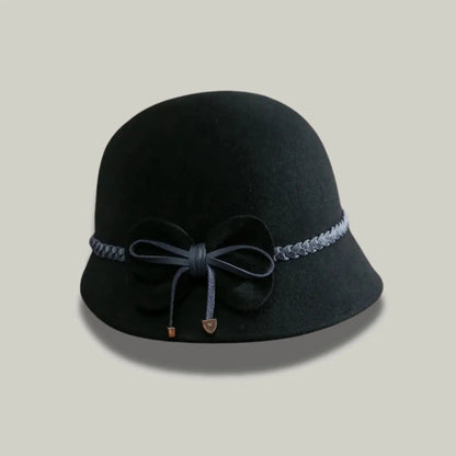 Chapeau Melon Femme Noir – Nœud et Lacet Tressé Maison Shelby