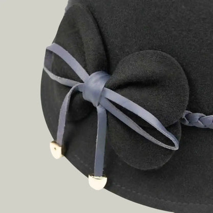 Chapeau Melon Femme Noir – Nœud et Lacet Tressé Maison Shelby