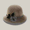 Chapeau Melon Femme Taupe–Ornement Fleur et Feuille