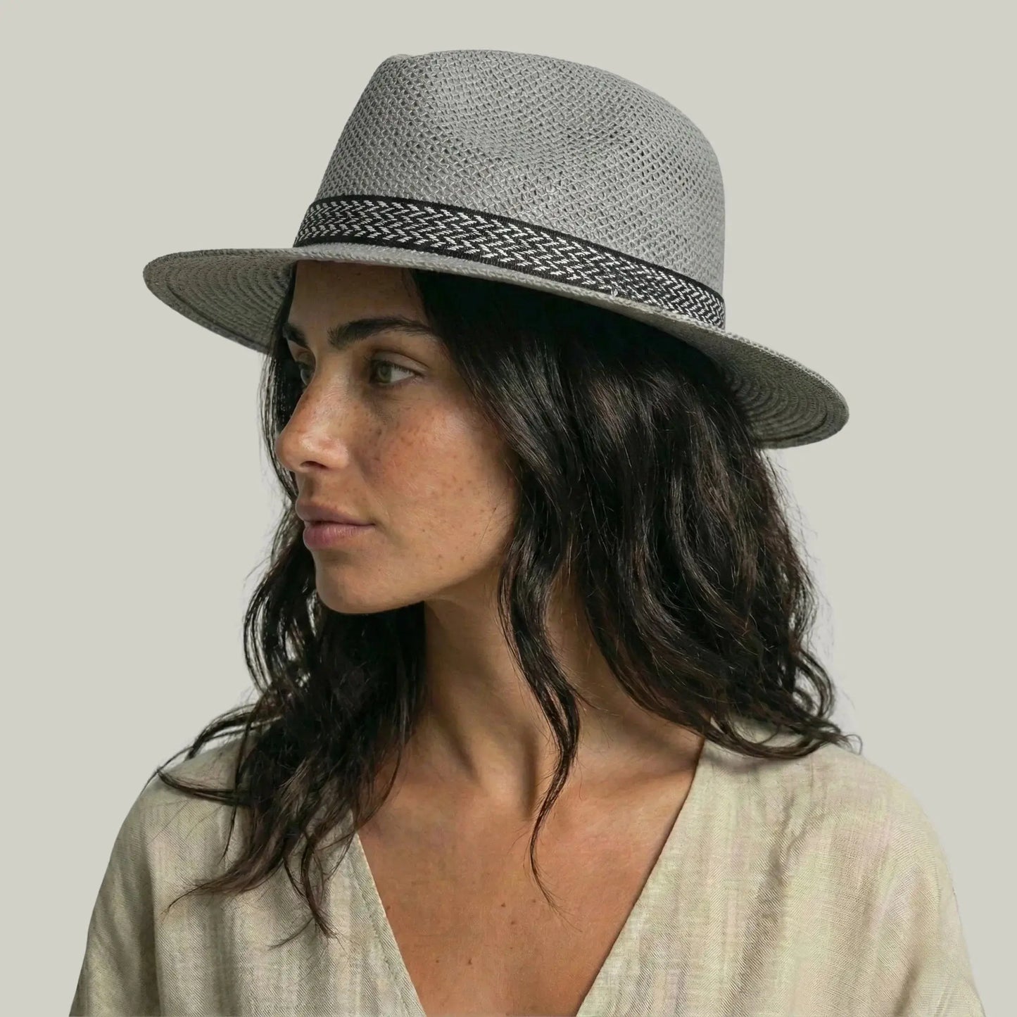 Chapeau Panama Paille Gris – Style Estival Homme & Femme Maison Shelby