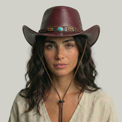 Chapeau de Cowboy Bordeaux Cuir – Cordon Perles Bohème
