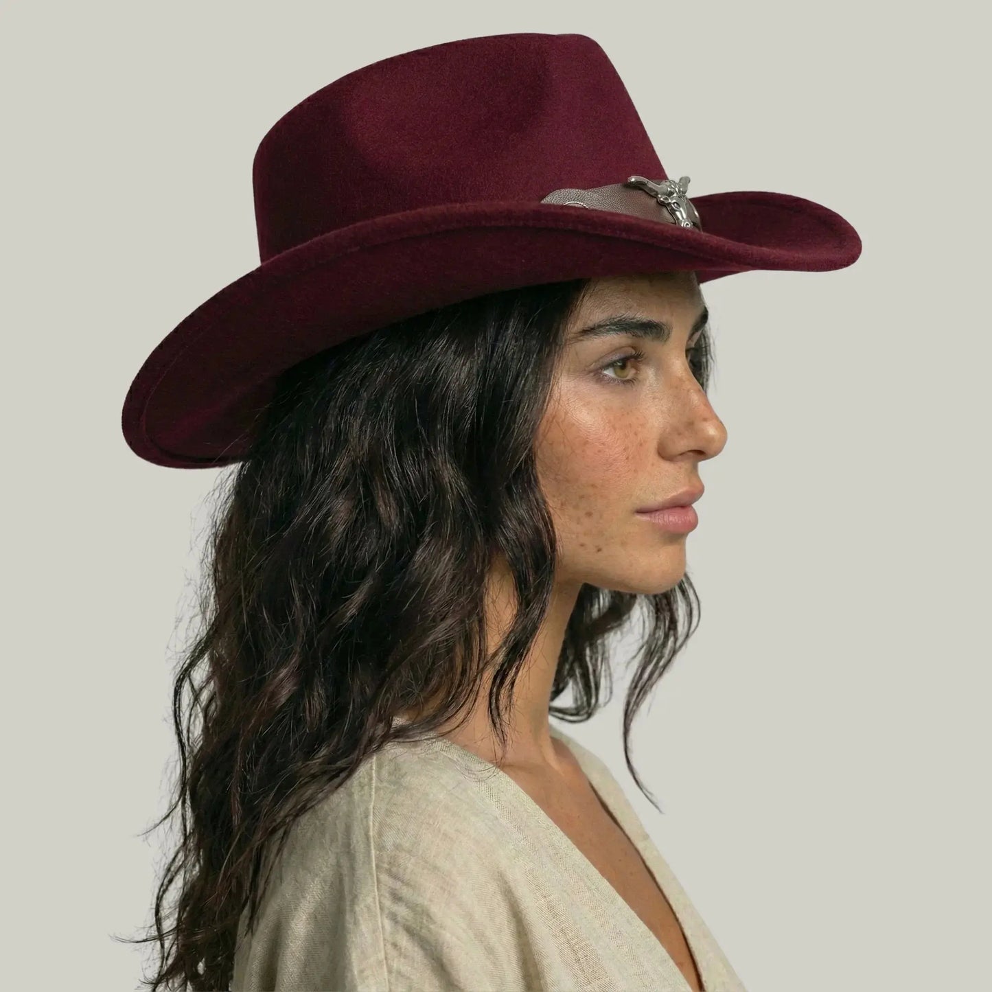 Chapeau de Cowboy Bordeaux – Médaillon Taureau Maison Shelby
