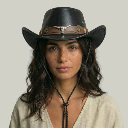 Chapeau de Cowboy Noir Cuir – Lanière Western Médaillon Maison Shelby